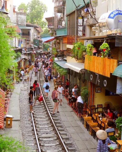 Get ready for the lush, emerald green landscapes of northern Vietnam, from Ninh Binh to Mai Chua. Overnight on Ha Long Bay, explore the streets of Hanoi, and so much more on Collette's small group tour, Journey Through Northern Vietnam.Contact me for more information on this brand new tour, coming in 2026!#Time2BoardTravel #Time2Board